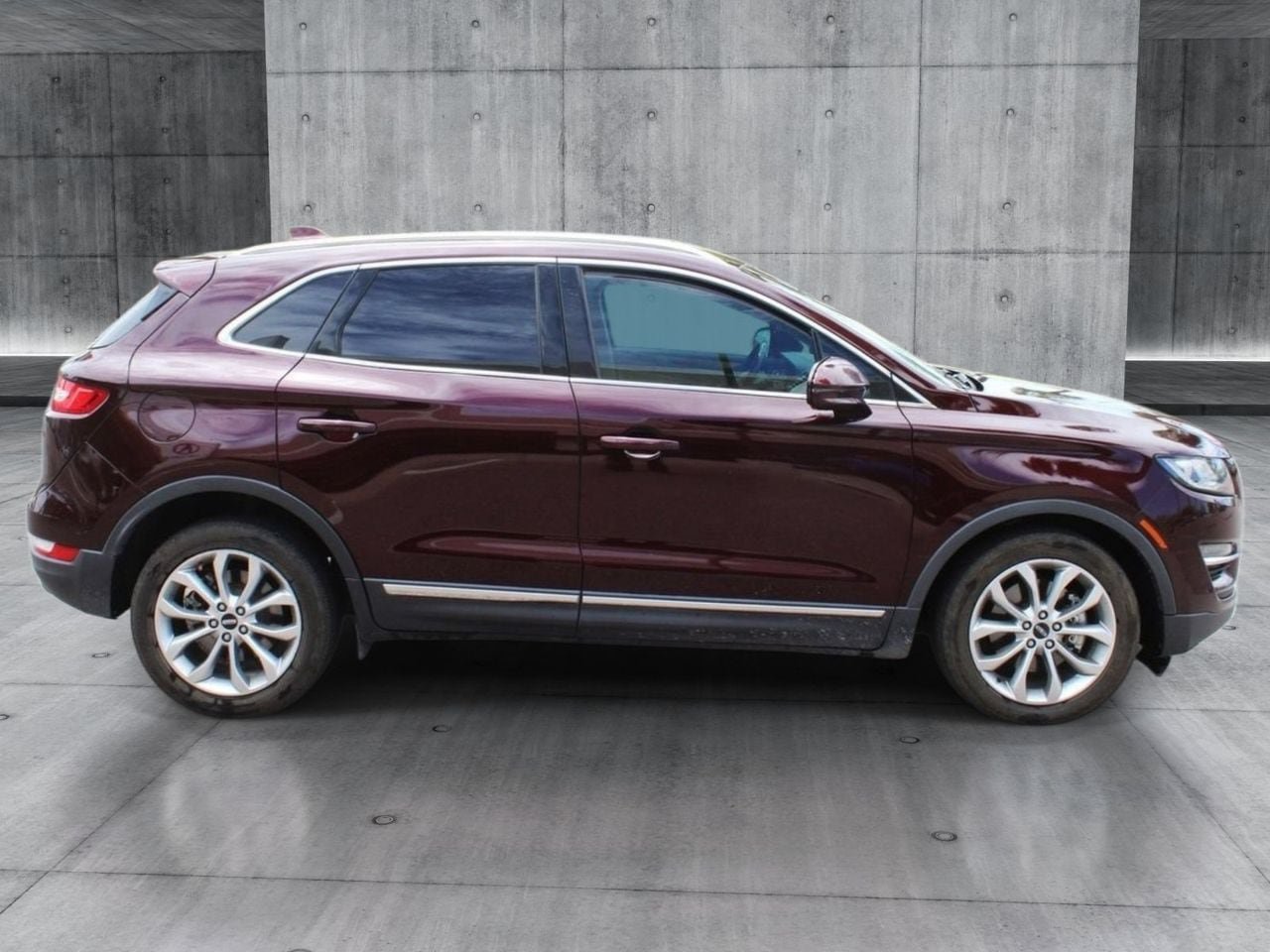 Used 2019 Lincoln MKC Select w/ Select Plus Package FWD image 6