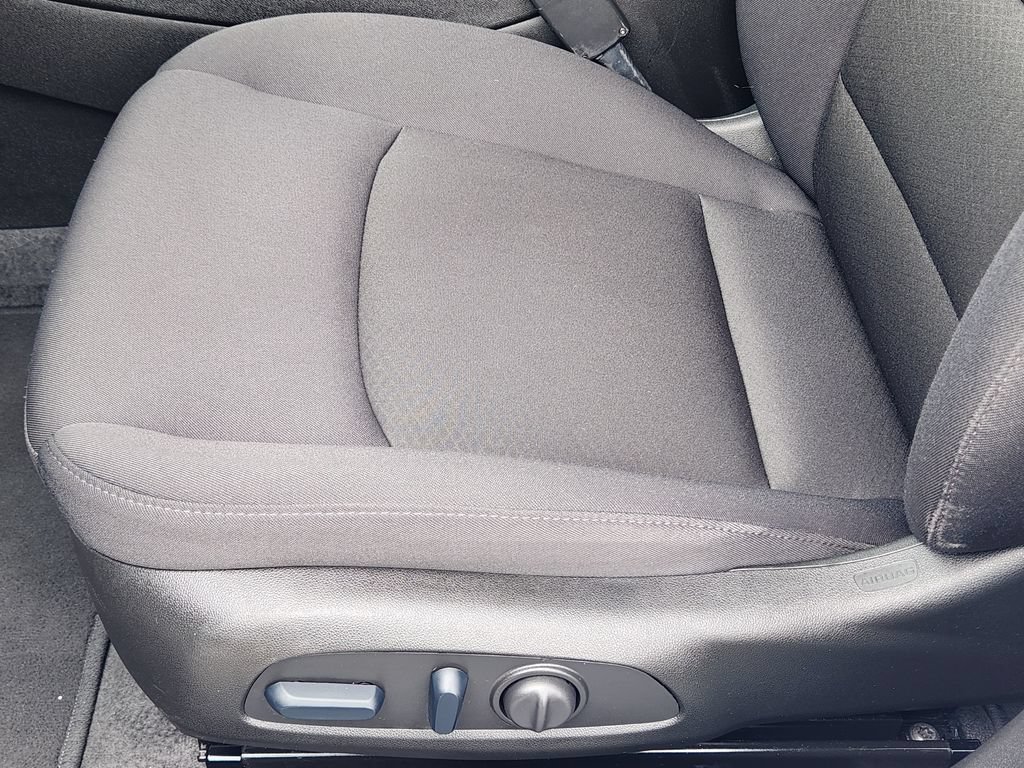 Used 2024 Chevrolet Malibu LT FWD image 23