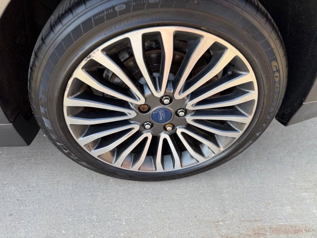 Used 2018 Ford Fusion Titanium AWD/4WD image 6