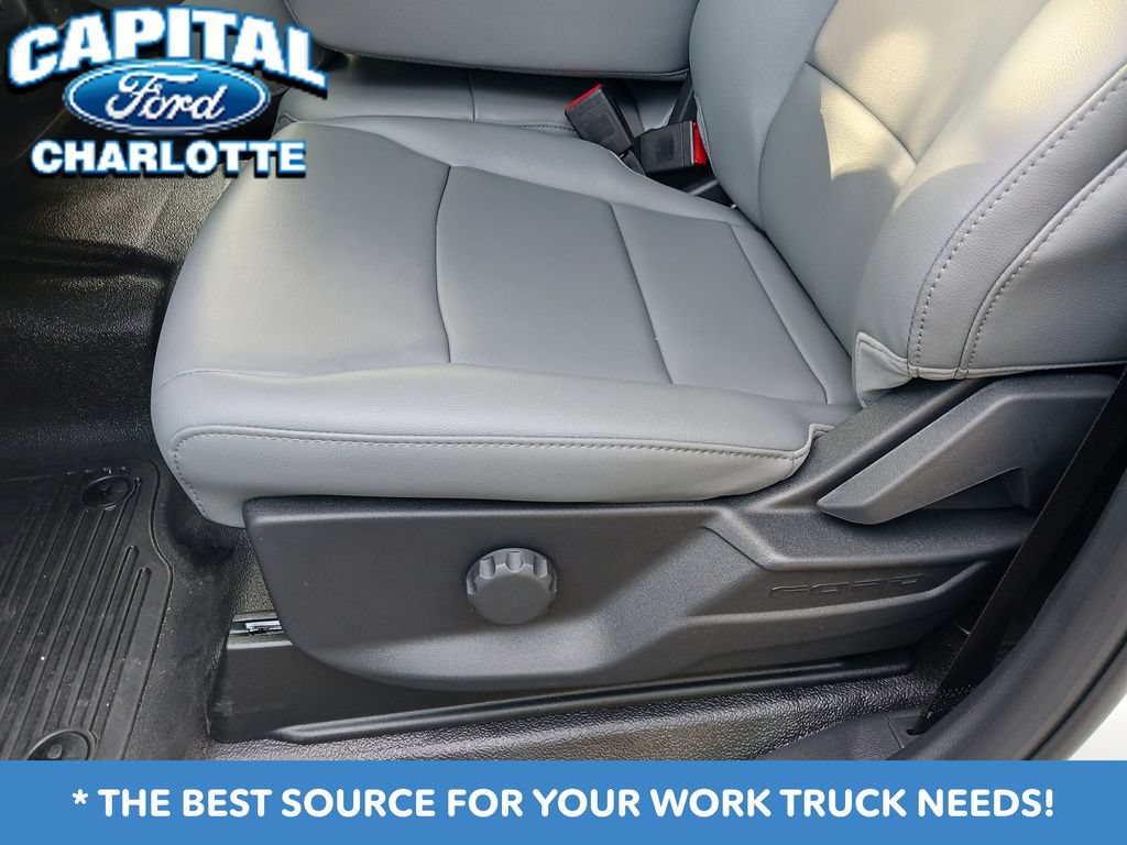 New 2026 Ford F550 4x4 Crew Cab image 14