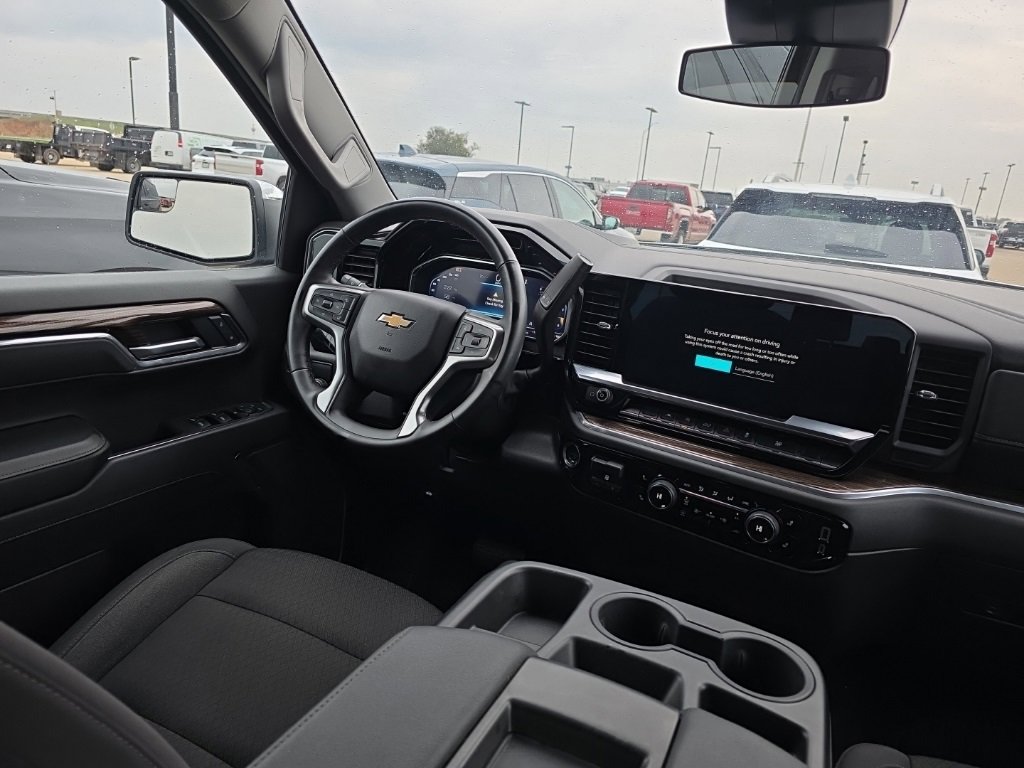 Used 2025 Chevrolet Silverado 1500 LT image 14