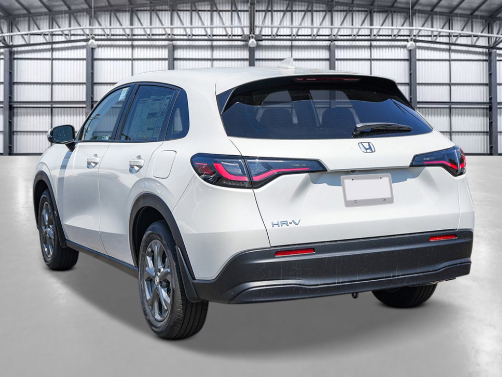 New 2026 Honda HR-V LX image 2