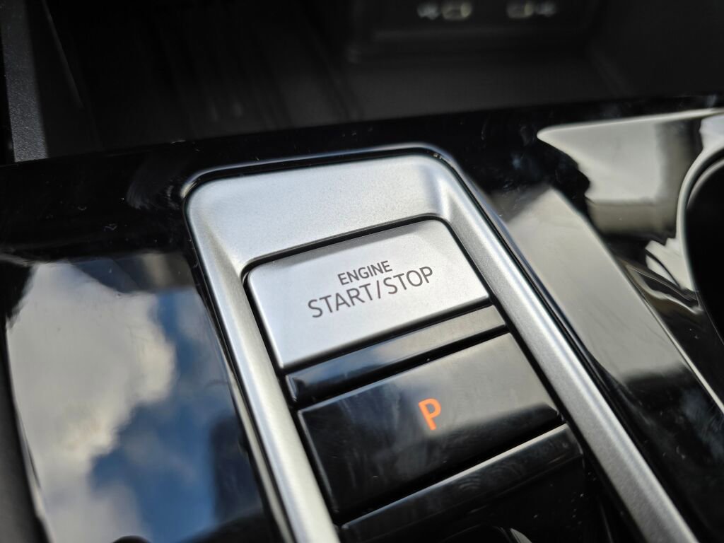 New 2025 Volkswagen Atlas SE image 24