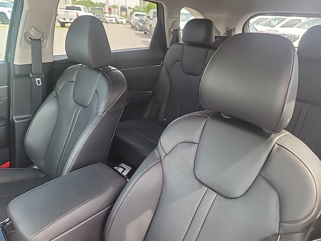 Used 2024 Kia Sorento SX FWD image 8