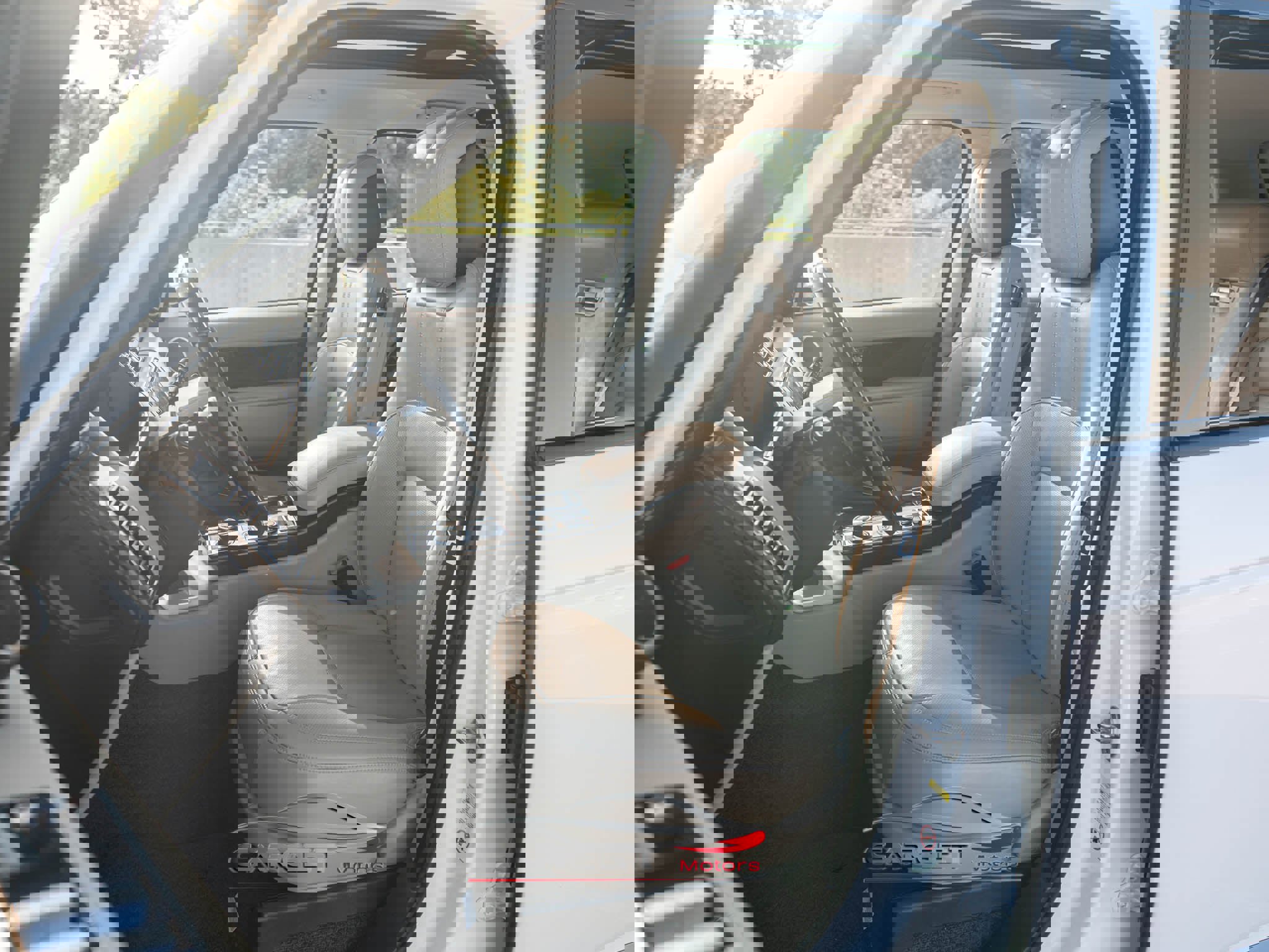 Used 2021 Land Rover Range Rover Westminster Edition image 16