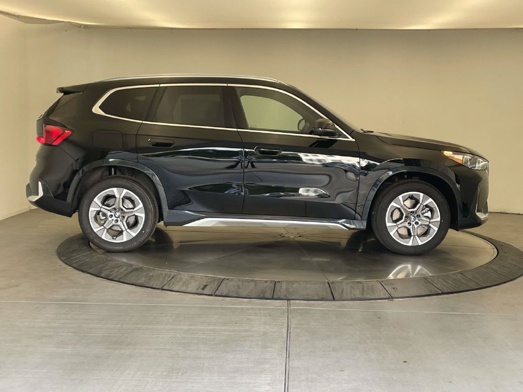 New 2027 BMW X1 xDrive28i w/ Technology Package AWD/4WD image 6