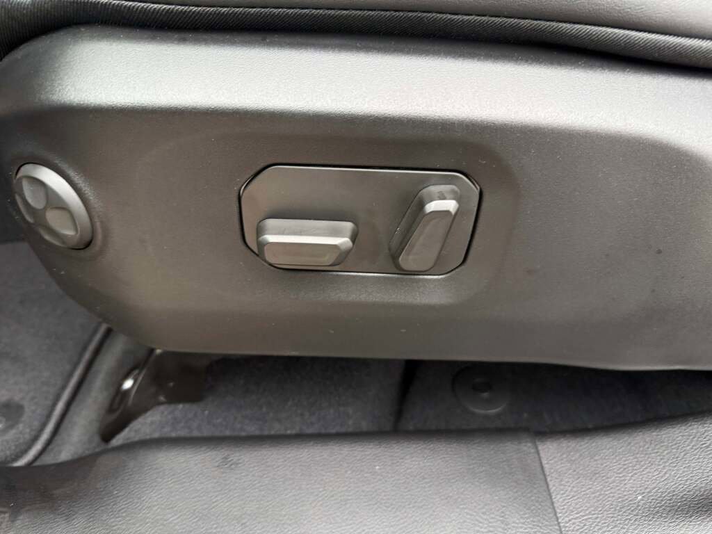 New 2026 Jeep Wrangler Unlimited Rubicon image 27