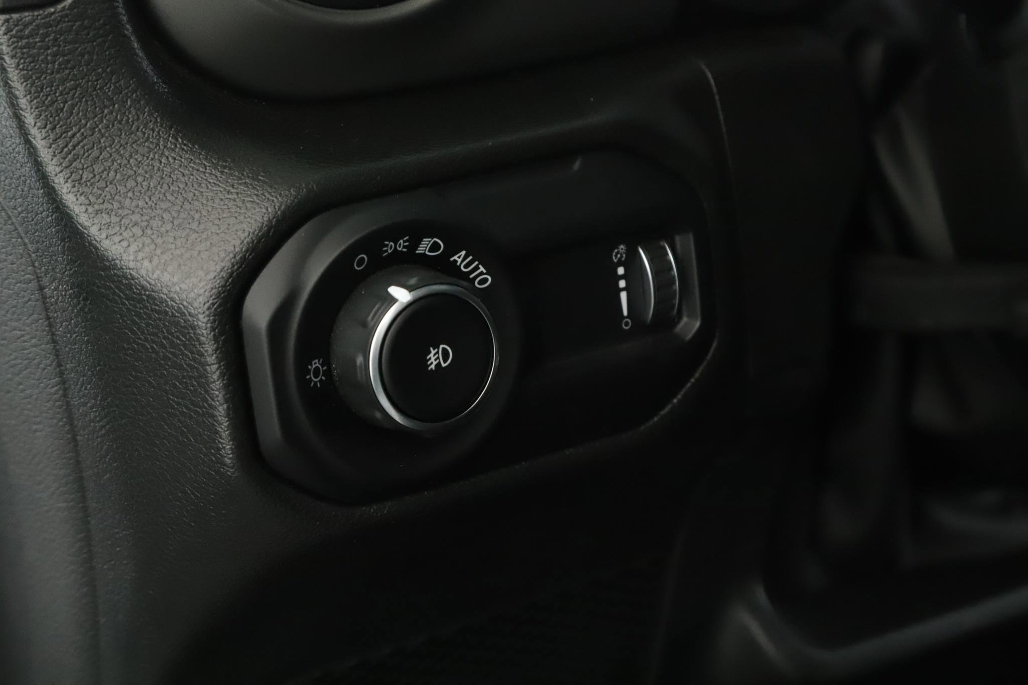 Used 2023 Jeep Wrangler Unlimited Sport image 7