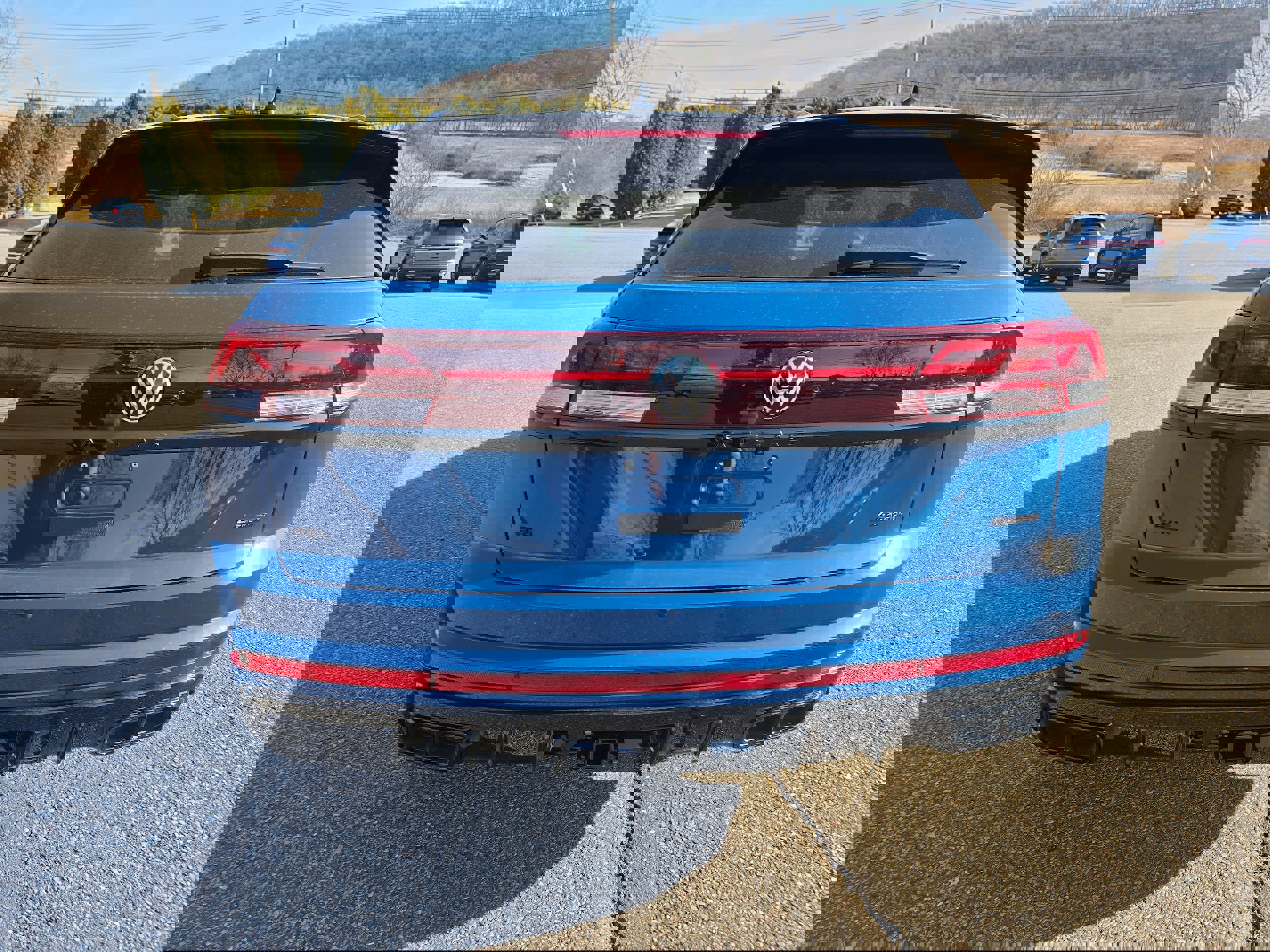 New 2025 Volkswagen Atlas Cross Sport SEL R-Line image 6
