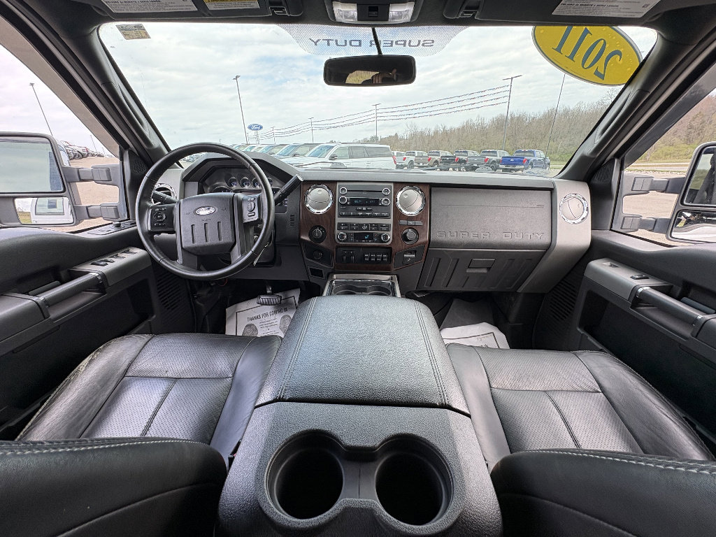 Used 2011 Ford F250 Lariat w/ Lariat Interior Pkg image 23