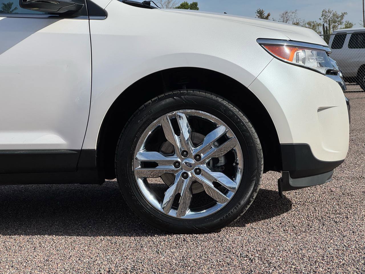 Used 2012 Ford Edge Limited FWD image 15