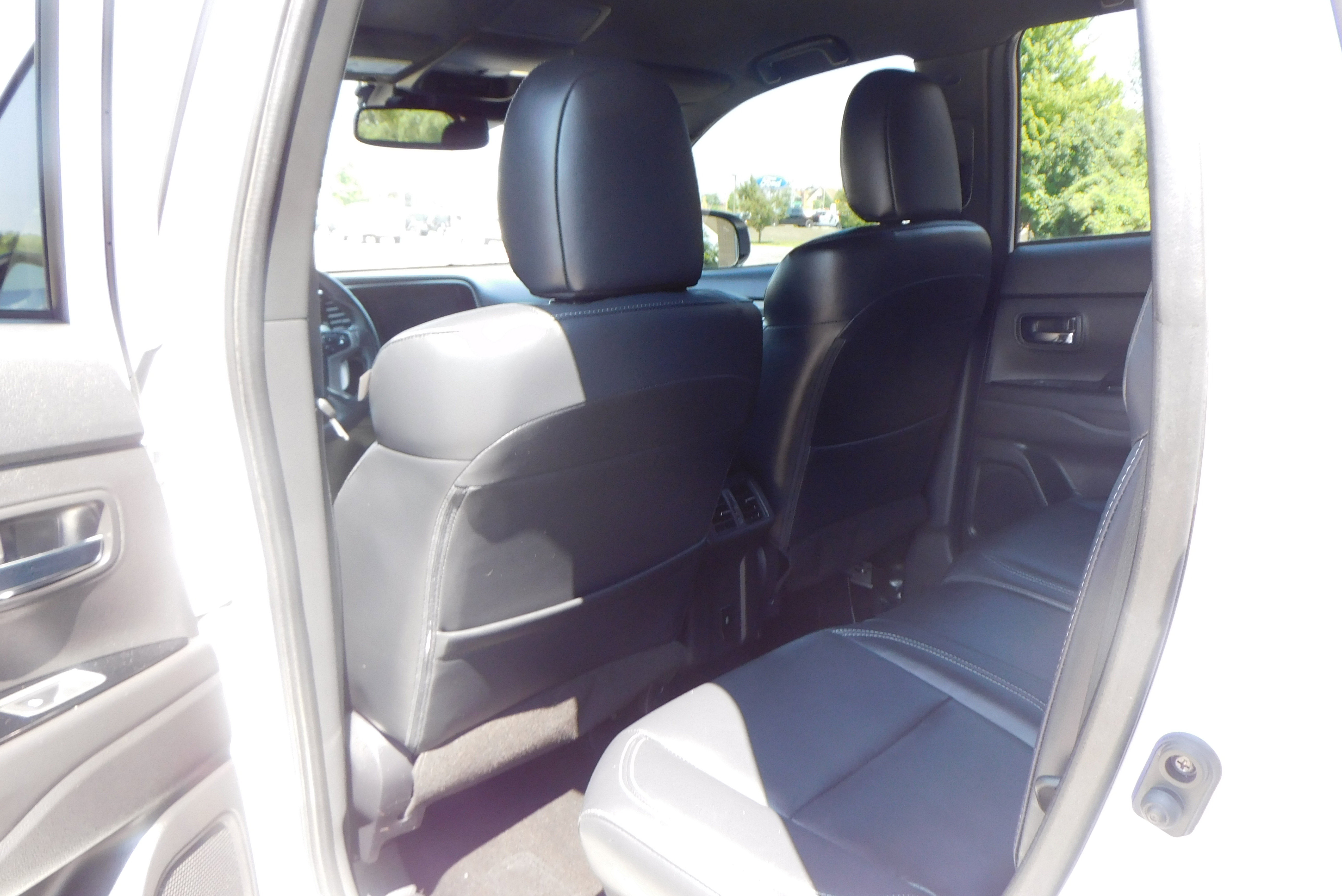 Used 2022 Mitsubishi Outlander SEL image 39