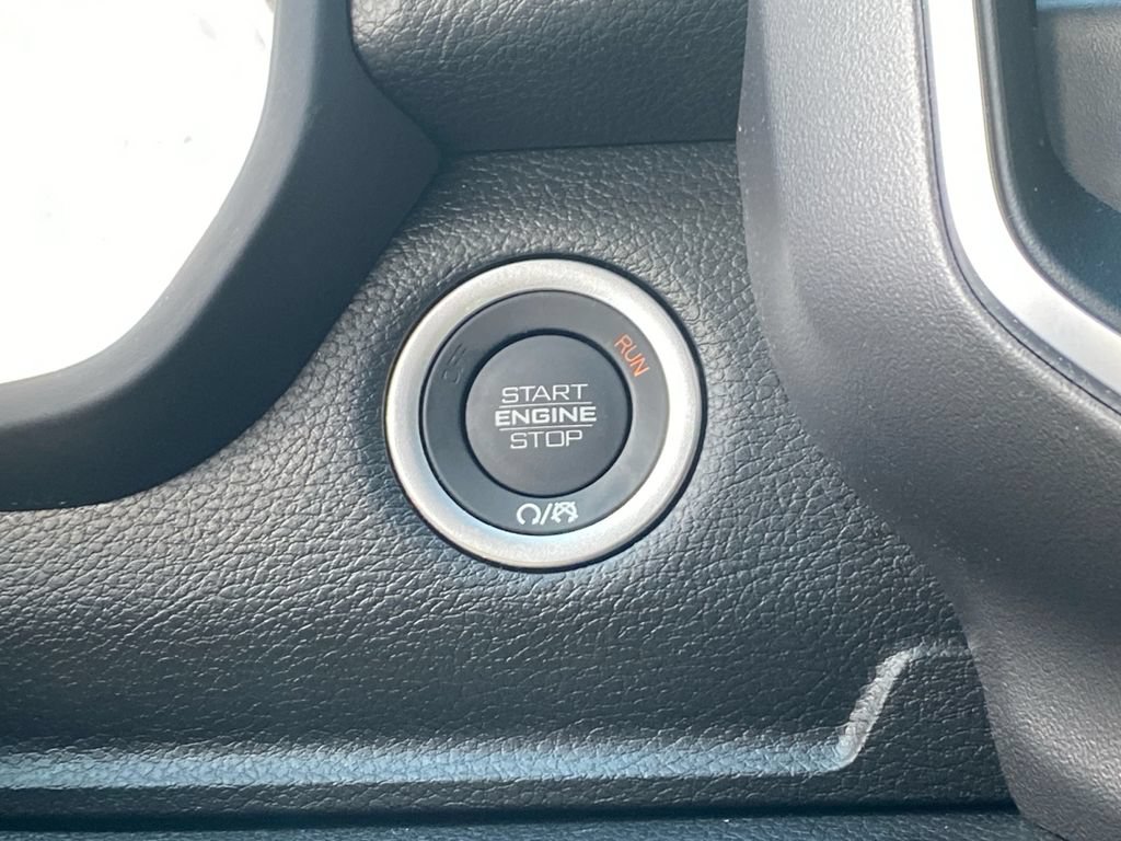 Used 2026 RAM 1500 Express AWD/4WD image 17