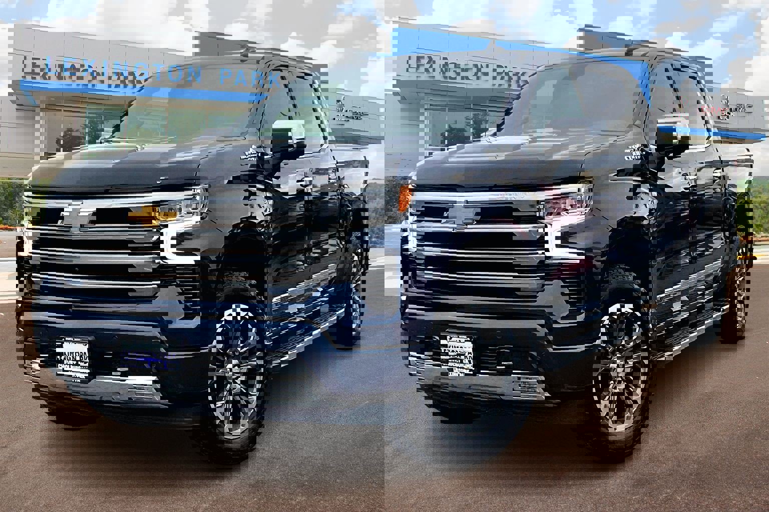 Used 2022 Chevrolet Silverado 1500 High Country image 12