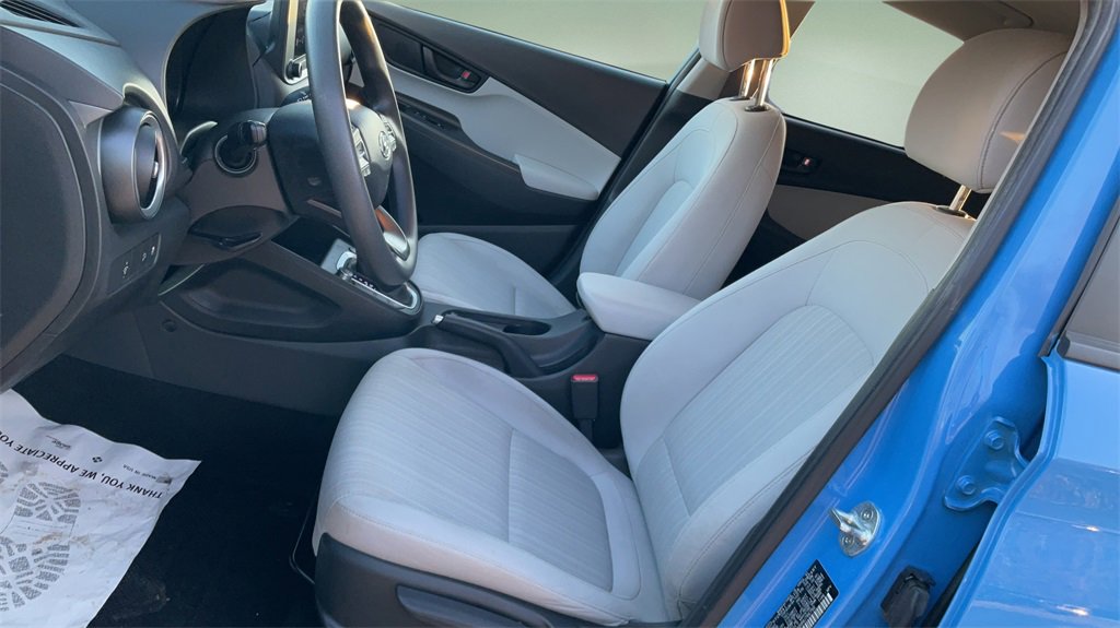 Used 2022 Hyundai Kona SEL image 16