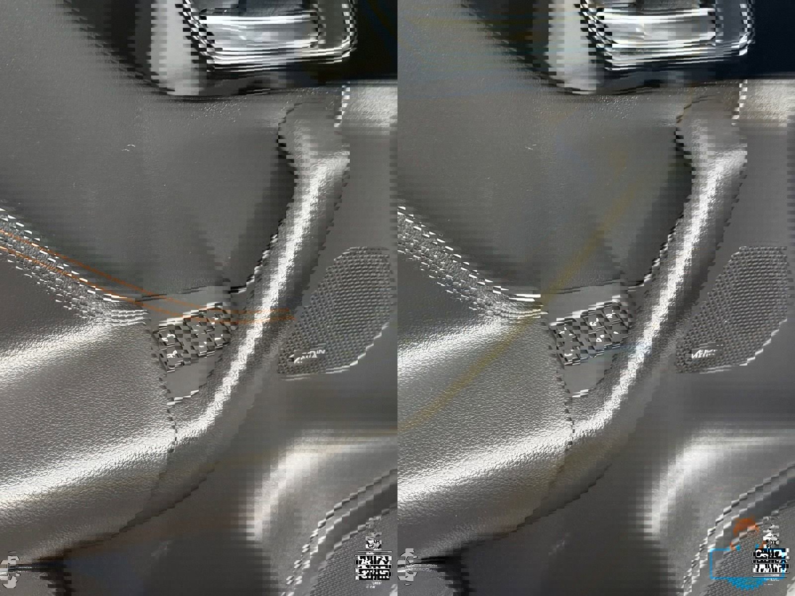 Used 2020 Jaguar F-PACE Prestige image 17