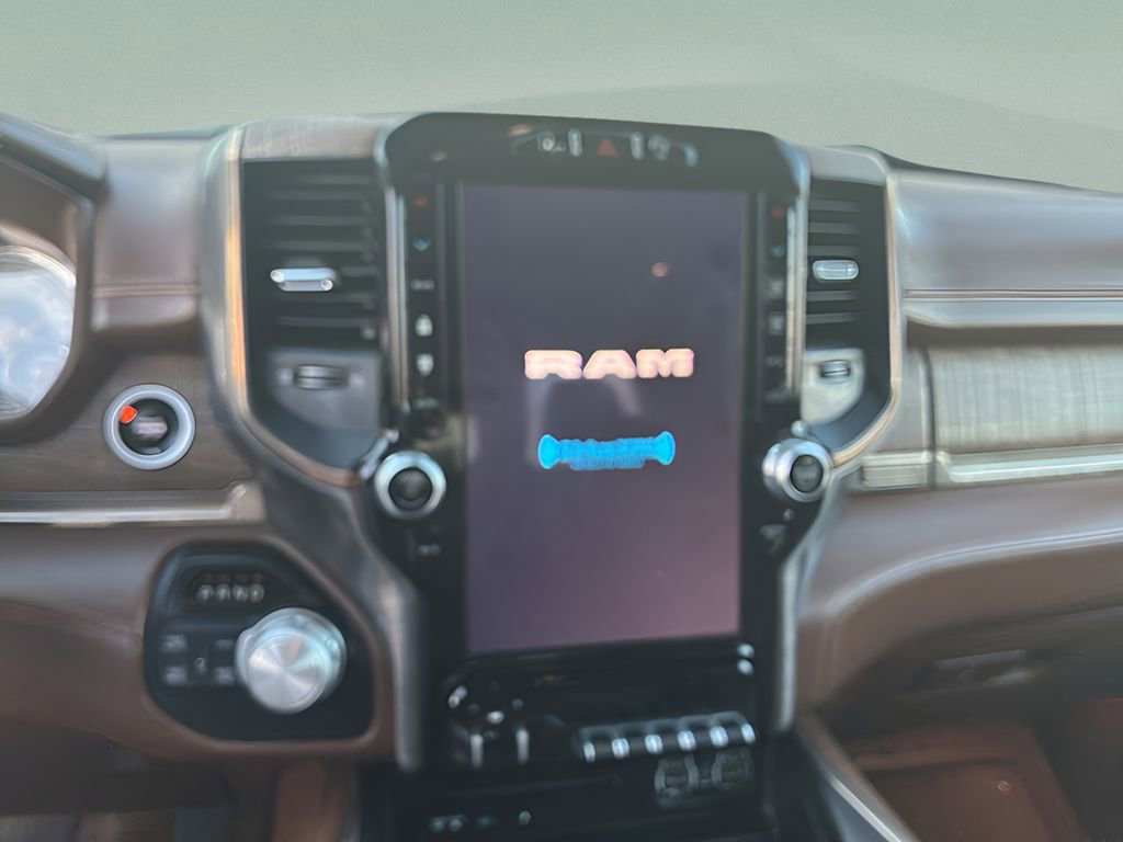 Used 2019 RAM 1500 Laramie Longhorn image 17