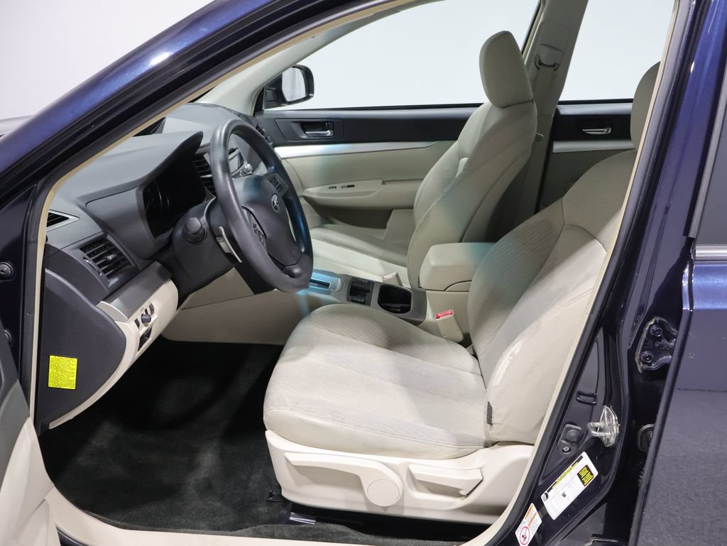 Used 2012 Subaru Outback 2.5i w/ Alloy Wheel Pkg AWD/4WD image 9