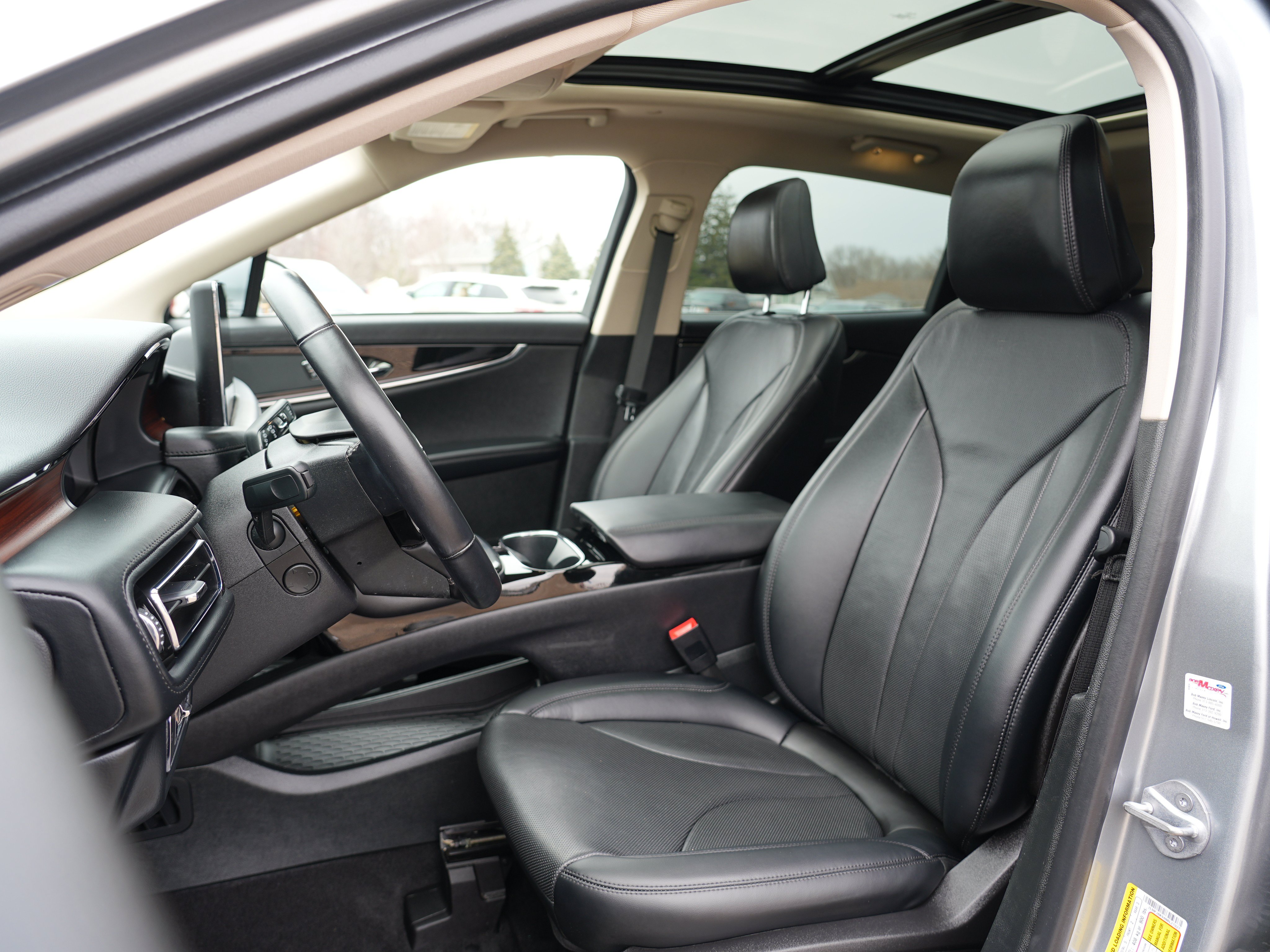 Used 2022 Lincoln Nautilus Reserve AWD/4WD image 14