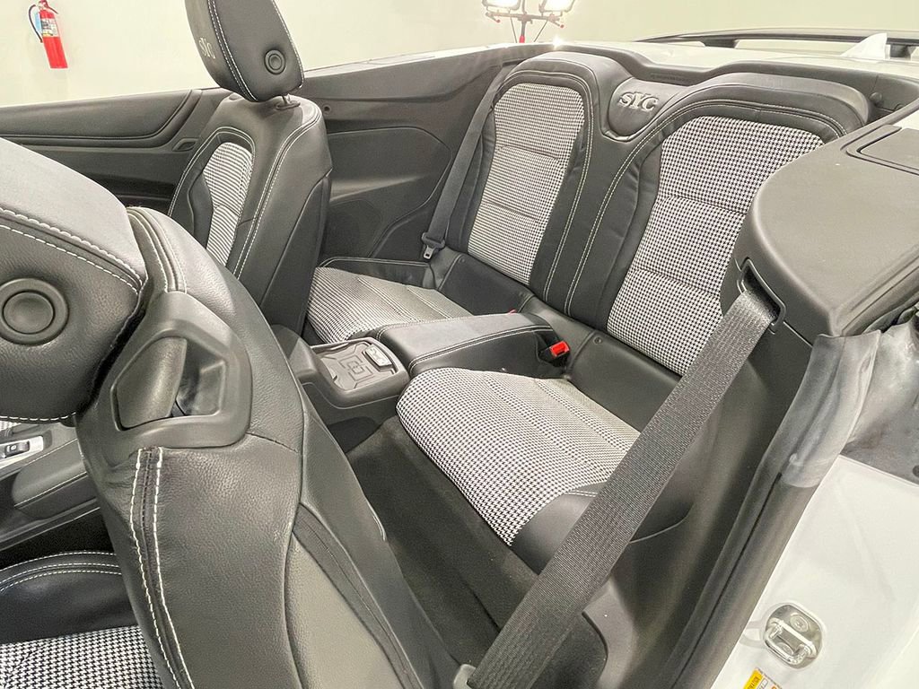 Used 2018 Chevrolet Camaro SS RWD image 54