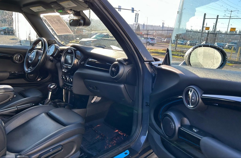 Used 2019 MINI Cooper S w/ Premium Package image 13