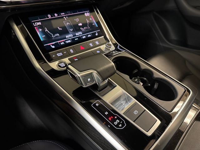 Used 2025 Audi Q8 Premium w/ Convenience Package AWD/4WD image 20