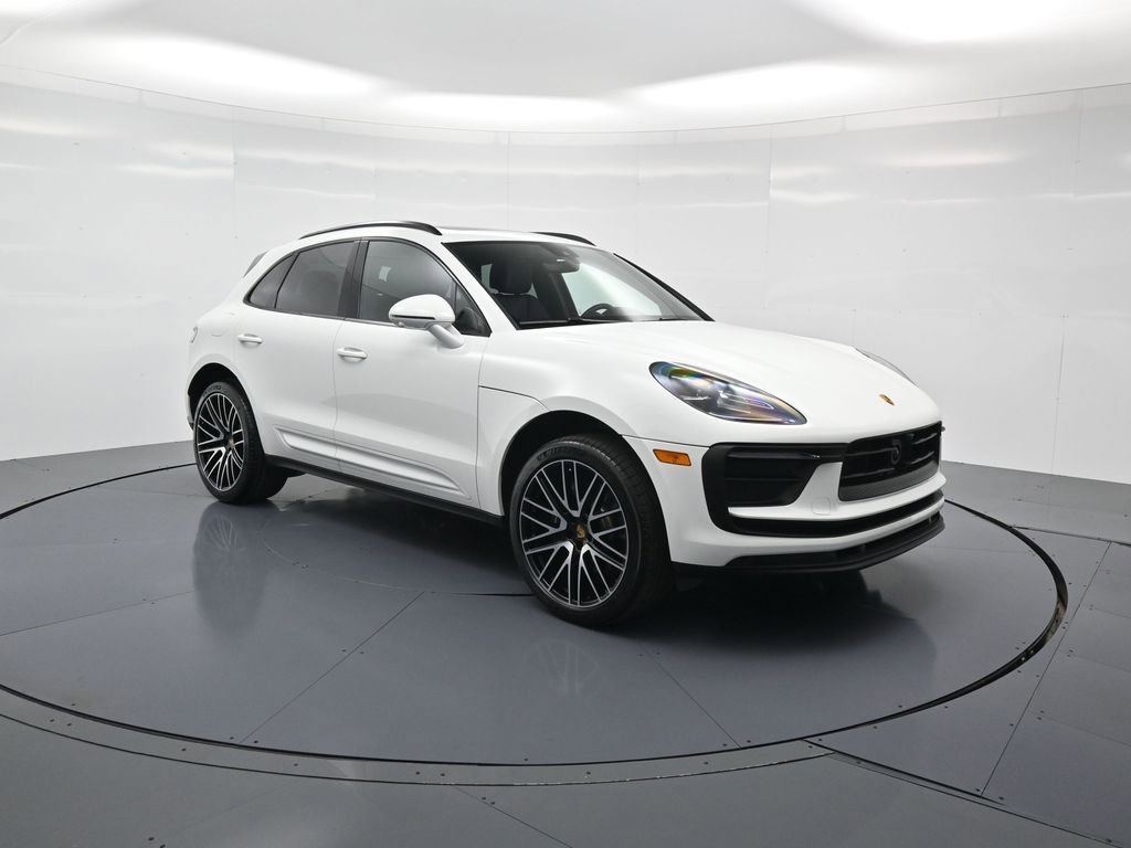 New 2025 Porsche Macan image 29
