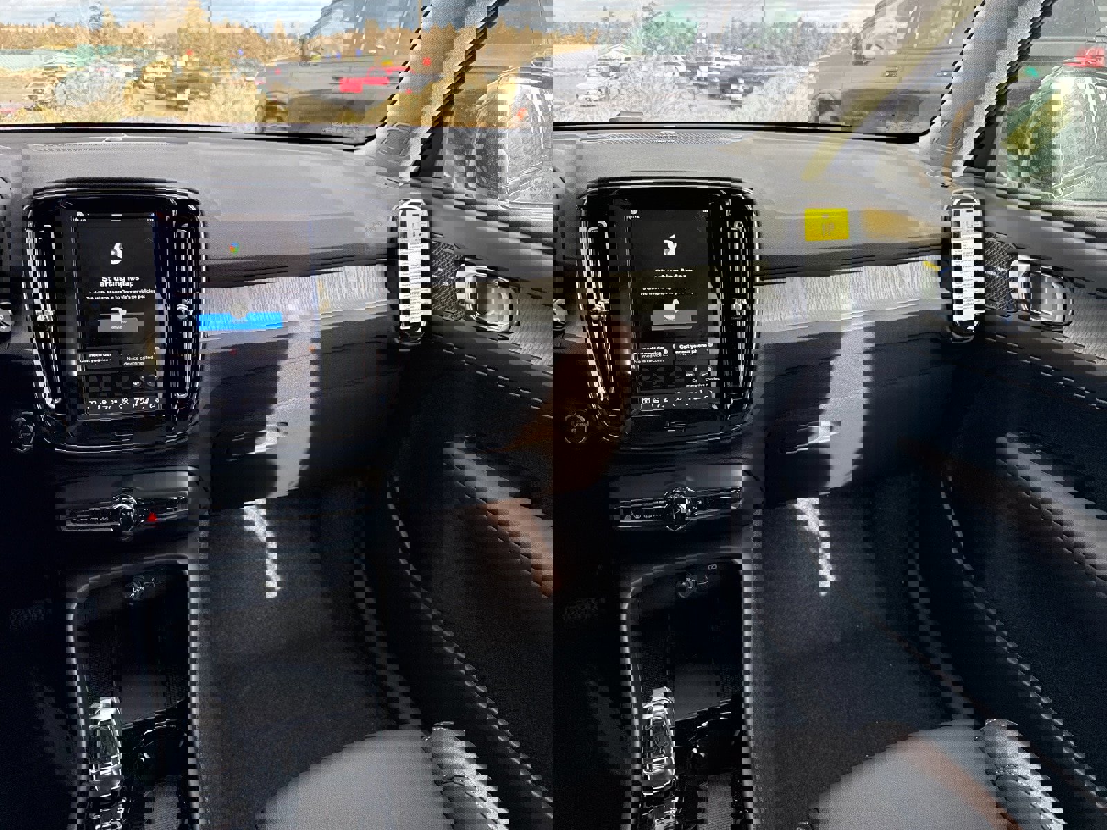 New 2026 Volvo XC40 B5 Plus w/ Protection Package Premier image 17