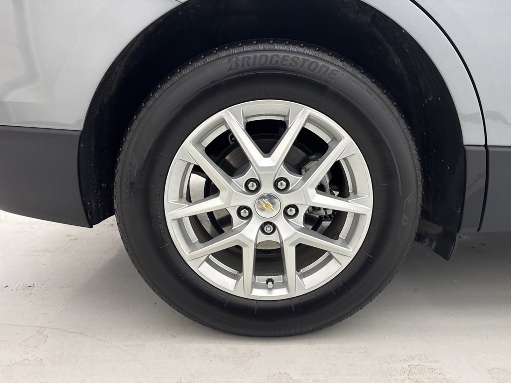 Used 2023 Chevrolet Equinox LT image 19