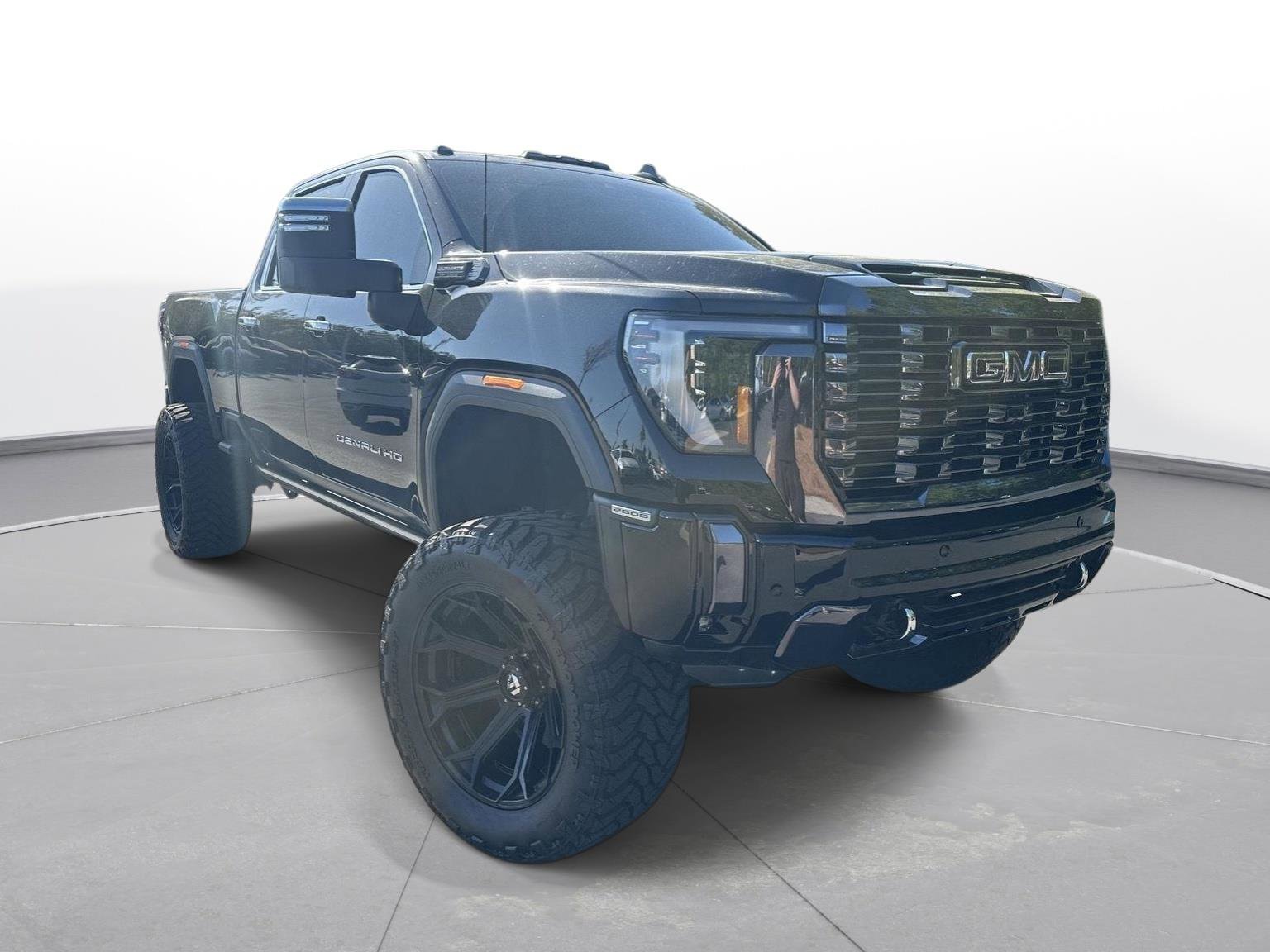 Used 2024 GMC Sierra 2500 Denali Ultimate image 4