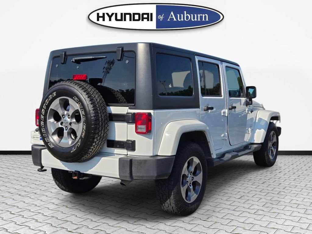 Used 2016 Jeep Wrangler Unlimited Sahara w/ Max Tow Package AWD/4WD image 6