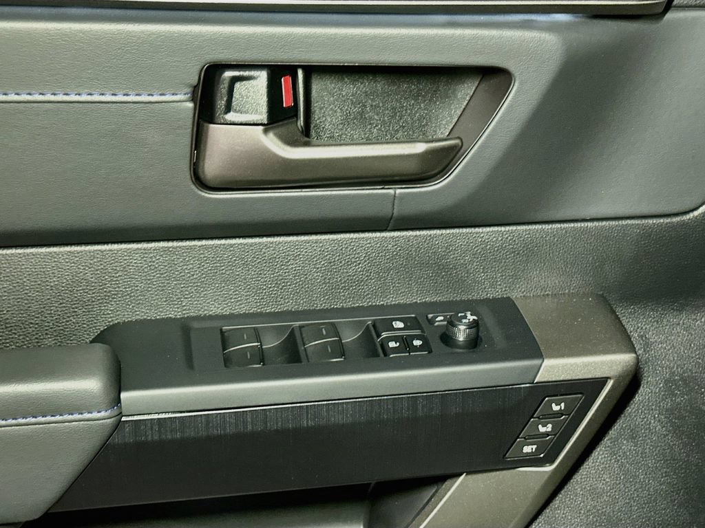 New 2026 Toyota Tundra Platinum AWD/4WD image 12