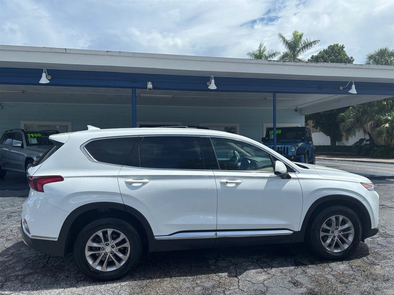 Used 2020 Hyundai Santa Fe SEL w/ Cargo Package FWD image 6