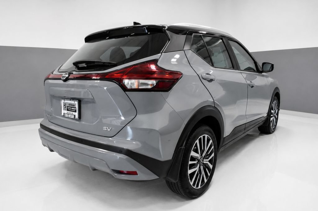 Certified 2023 Nissan Kicks SV FWD image 8