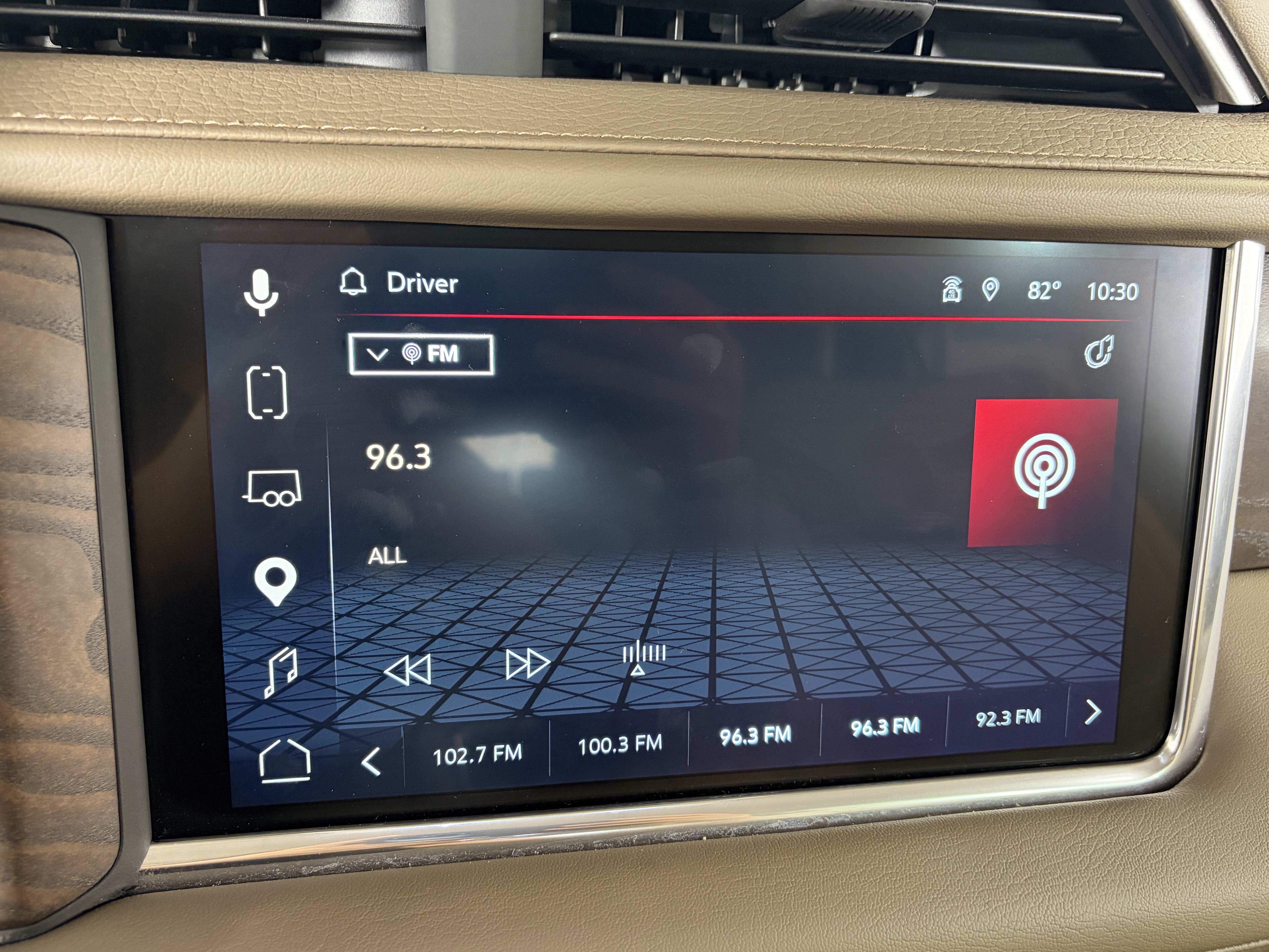 Used 2023 GMC Yukon Denali AWD/4WD image 22
