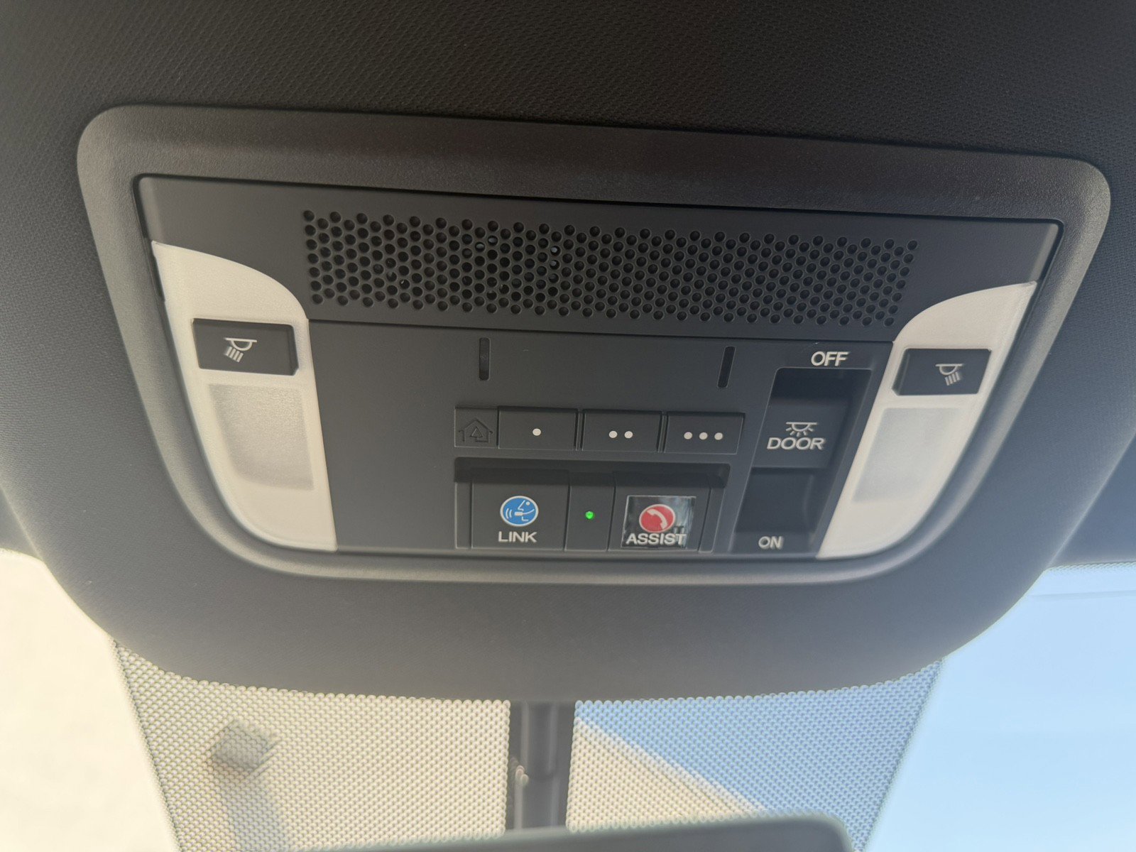 Used 2021 Acura NSX image 23