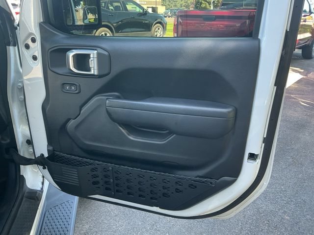 Used 2022 Jeep Gladiator Sport AWD/4WD image 25