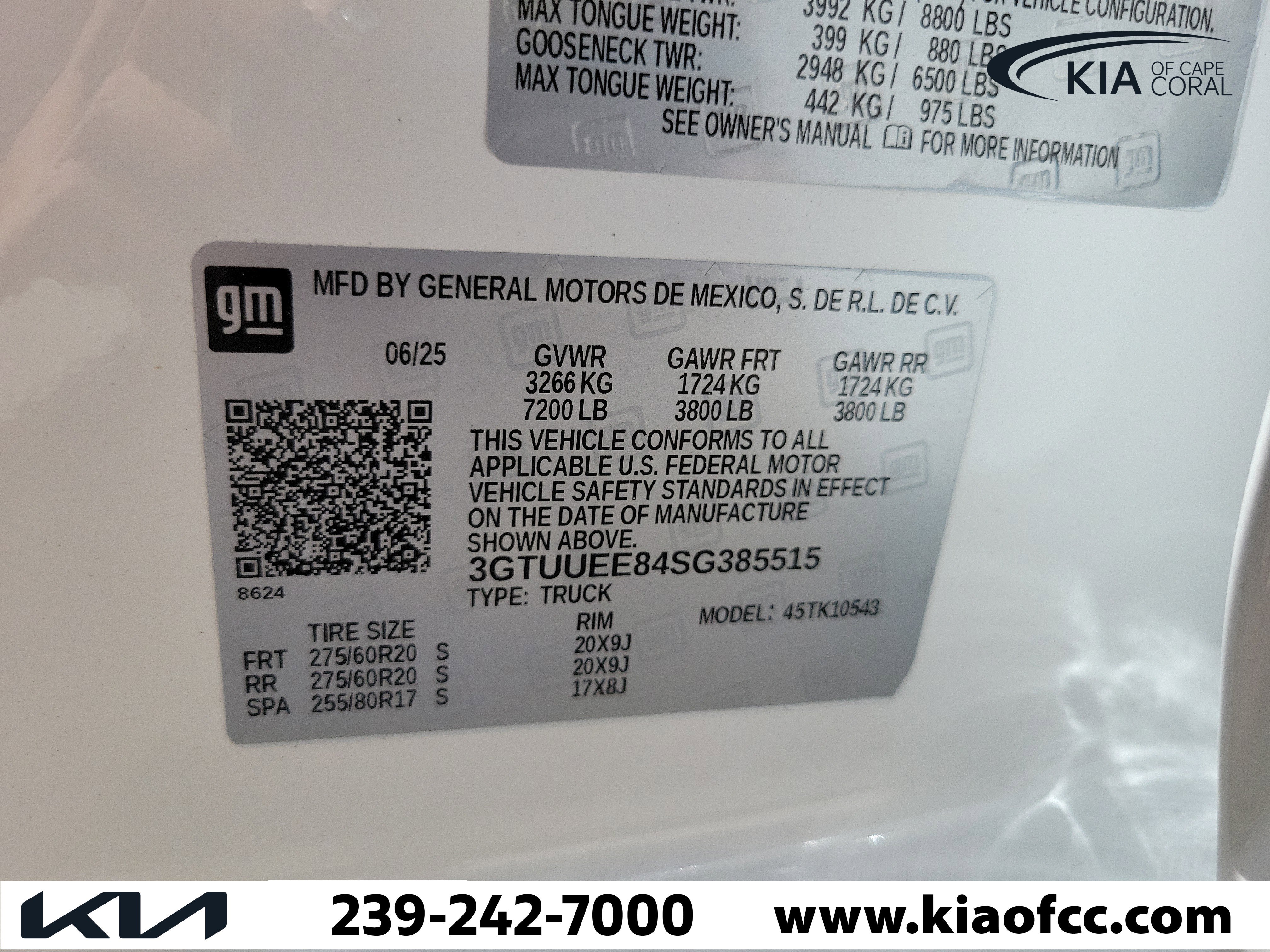 Used 2025 GMC Sierra 1500 AT4 w/ AT4 Premium Package AWD/4WD image 27