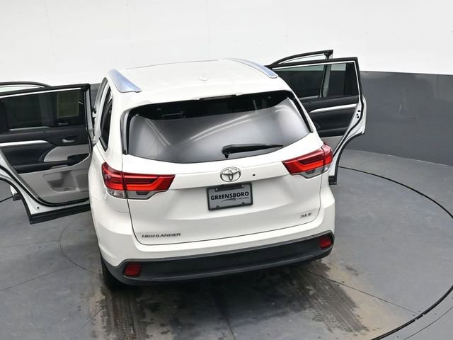 Used 2019 Toyota Highlander XLE image 36