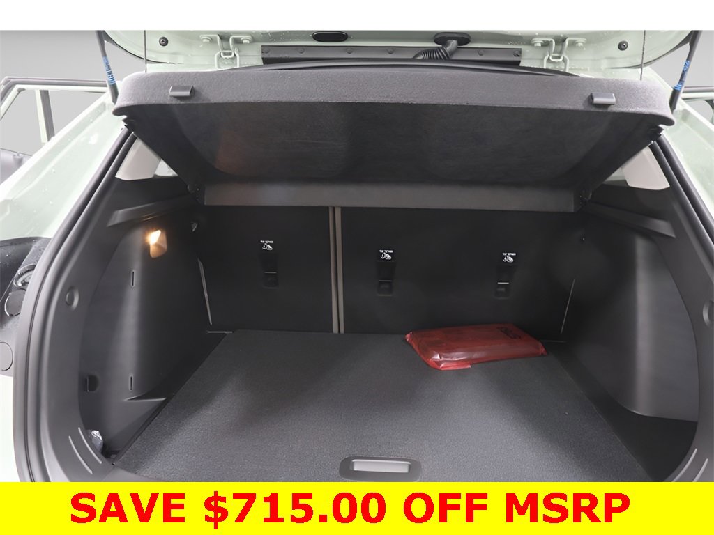 New 2026 Chevrolet Trax ACTIV w/ Driver Confidence Package image 25