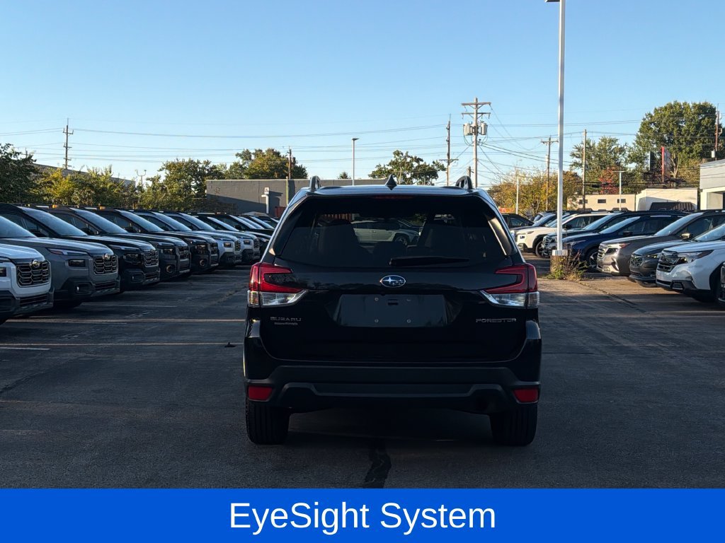 Used 2022 Subaru Forester Premium AWD/4WD image 6