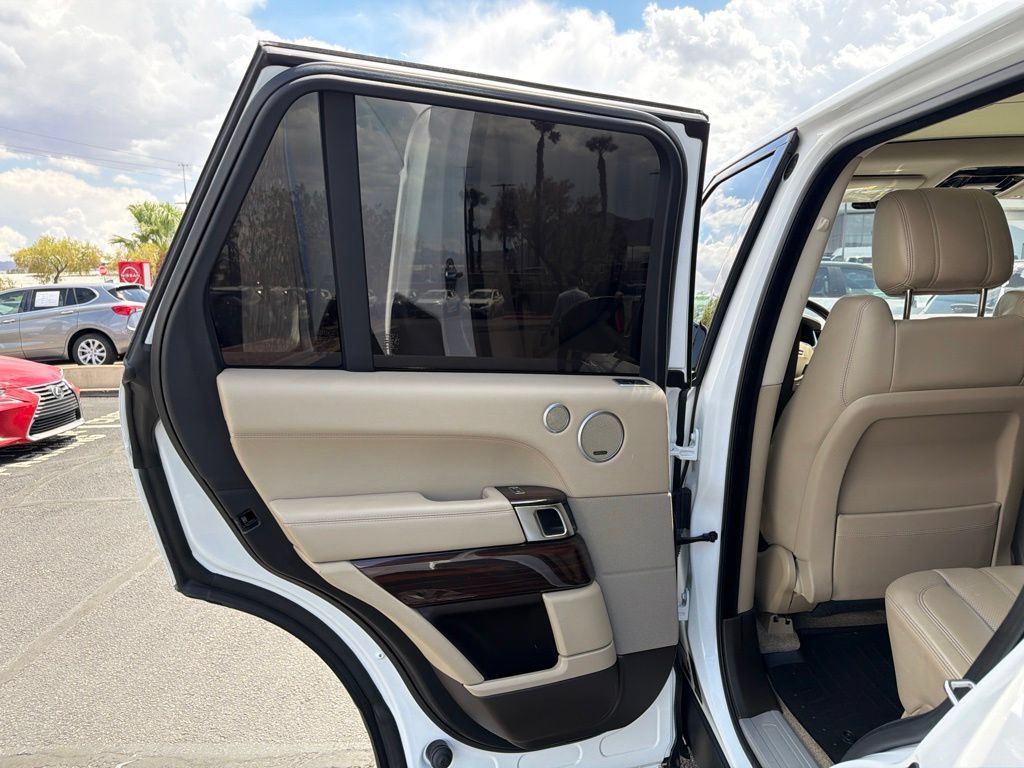 Used 2016 Land Rover Range Rover HSE AWD/4WD image 8