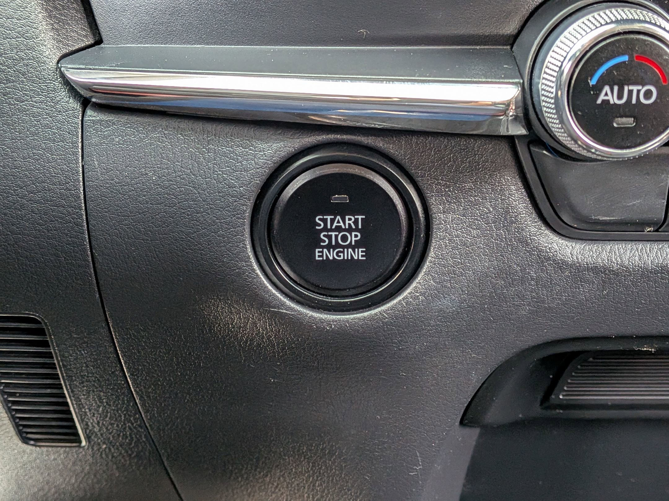 Used 2022 MAZDA CX-30 AWD 2.5 S w/ Preferred Package image 24