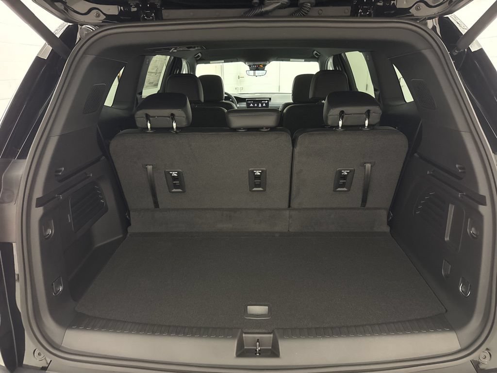 New 2026 GMC Acadia Elevation w/ Black Edition AWD/4WD image 6