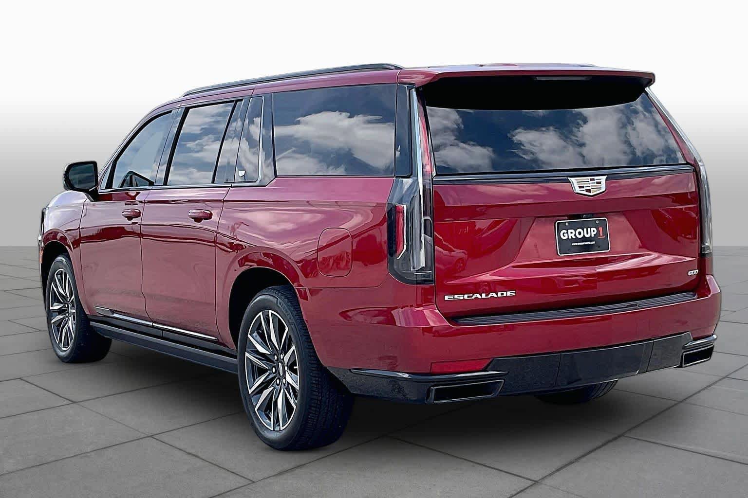 Used 2024 Cadillac Escalade ESV Sport Platinum AWD/4WD image 12