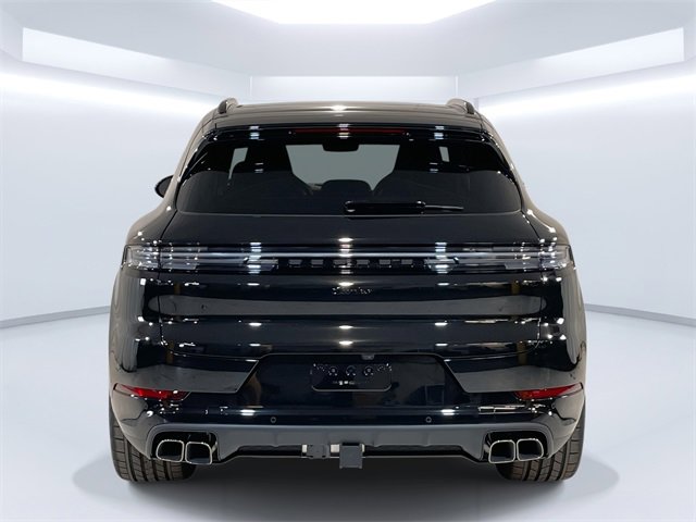 New 2026 Porsche Cayenne Turbo image 6