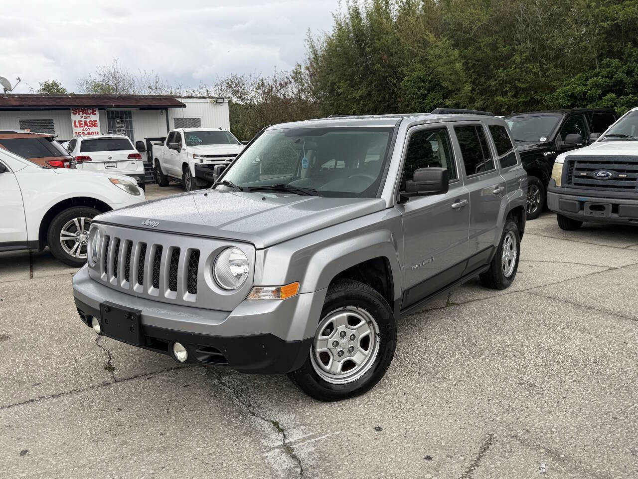 Used 2015 Jeep Patriot Sport w/ Power Value Group FWD image 1