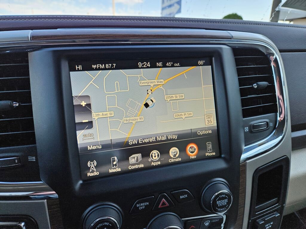 Used 2015 RAM 1500 Laramie w/ Convenience Group image 21