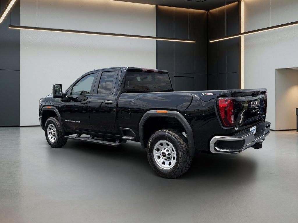 Used 2025 GMC Sierra 2500 Pro AWD/4WD image 3