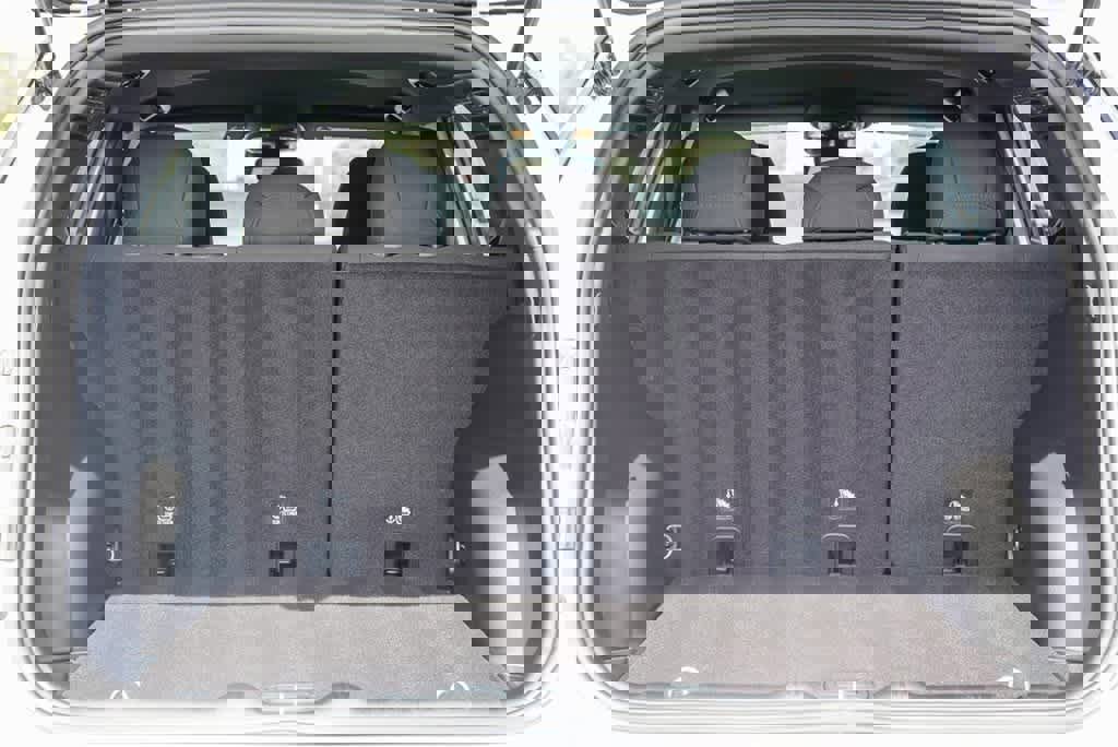 Used 2025 Jeep Compass Sport image 24